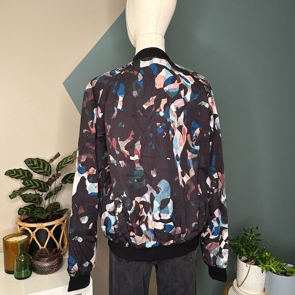 FRENCH CONNECTION Abstract Print Bomber Jacket US 8 Lightweight Lyocell Chic EUC - Picture 4 of 12
